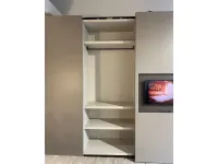 Armadio Armadio plana con tv realizzato in laccato opaco di Pianca scontato -20%