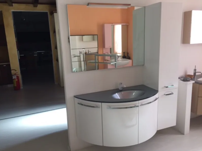 Scopri il Mobile Bagno Sospeso Fresia Kios a prezzi outlet! Acquista ora!