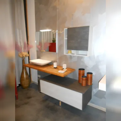 Mobile bagno in legno modello Cornici di Punto tre a prezzo scontato