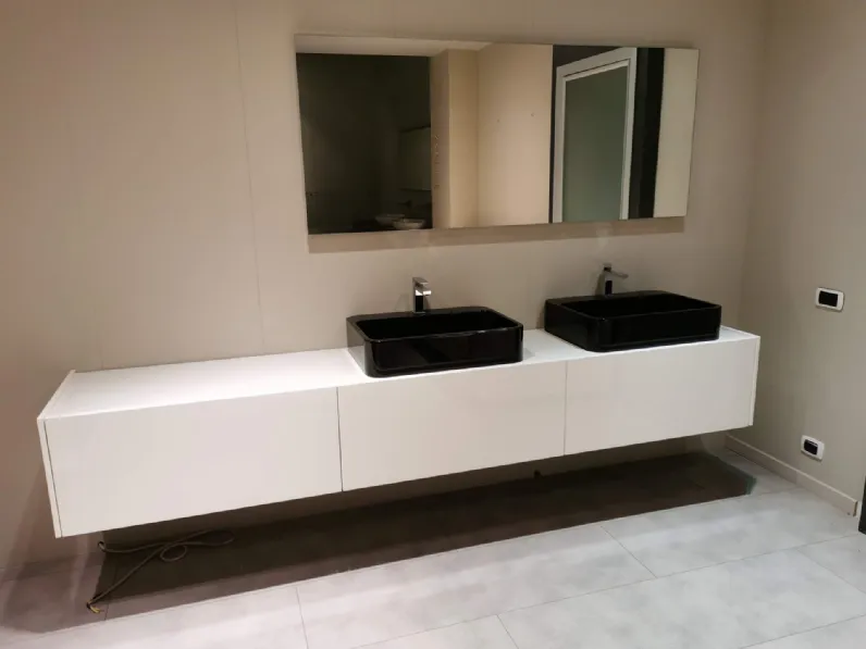 Mobile bagno Sospeso Less Rifra con forte sconto