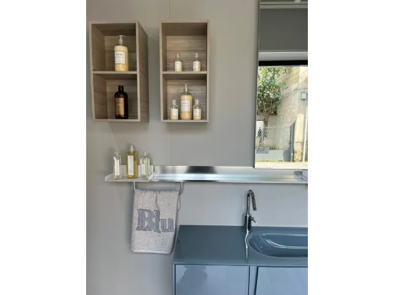 Mobile bagno in laccato lucido modello Lagu di Scavolini bathrooms in Offerta Outlet