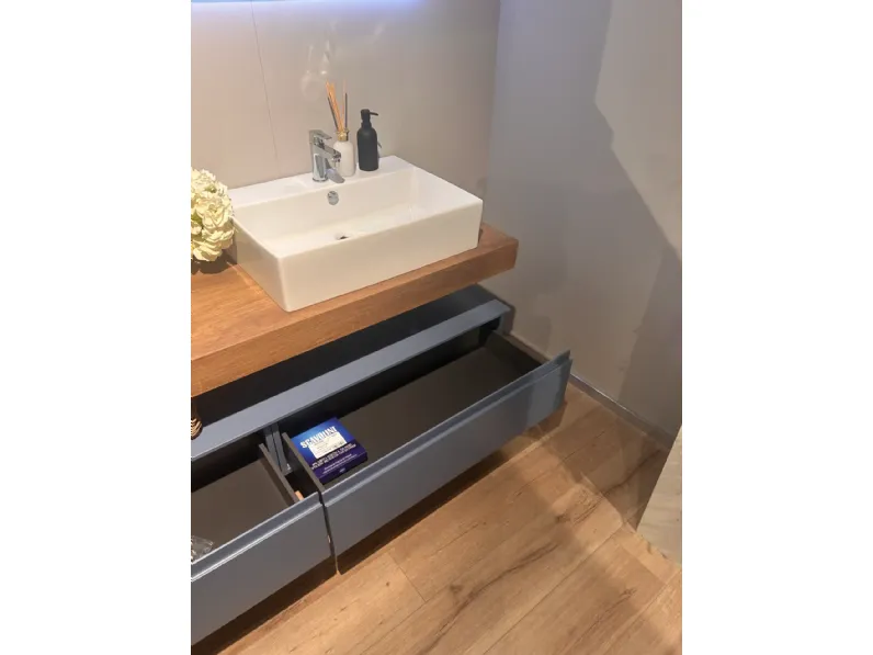 Juno by Scavolini: mobile bagno sospeso A PREZZI OUTLET