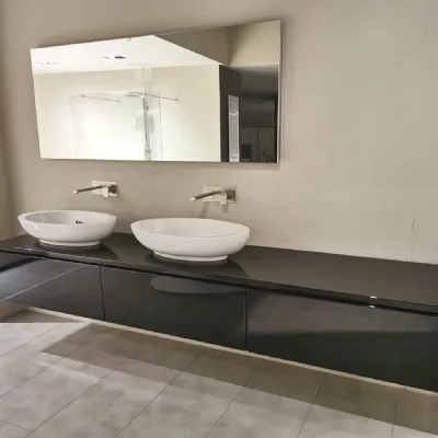Mobile bagno in laccato lucido modello Bk2 di Rifra a prezzo scontato