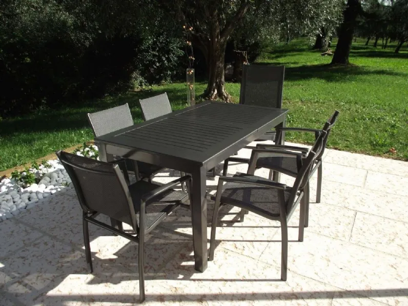 Offerta Giardino: Tavolo Cuba 150/210 + 6 Poltrone Avana Antracite. Acquista ora!