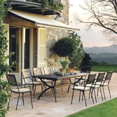 Mobile giardino Set tavolo allungabile valentino 220/320 grigio antico con 8 poltroncine alice di Vermobil a prezzo ribassato