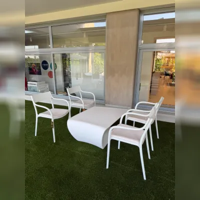 Mobile giardino modello Madison upholstered chair di Vondom IN OFFERTA