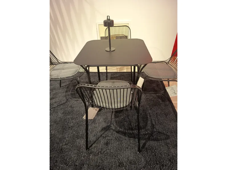 Arredo Giardino Kartell Hiray set tavolo e sedie con cuscini  a prezzo Outlet 