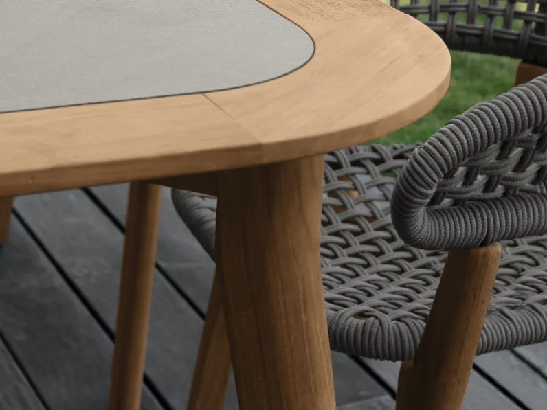 Scopri il Tavolo Moon Teak Talenti da giardino a prezzo Outlet!