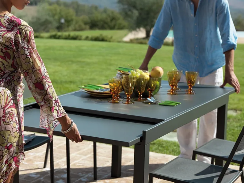 Tavolo da giardino Tavolo sofy allungabile da 100 a 200 cm Vermobil a  prezzo ribassato