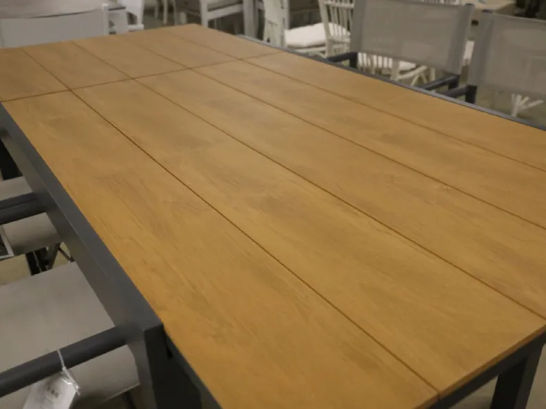 Tavolo larvik 140-200 cm Bizzotto: tavolo da giardino con forte sconto