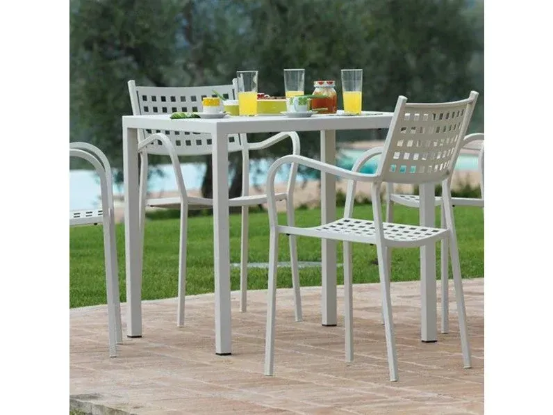 Mobile giardino Tavolo quatris 80 x 80 bianco con 2 poltroncina alice di Vermobil con forte sconto