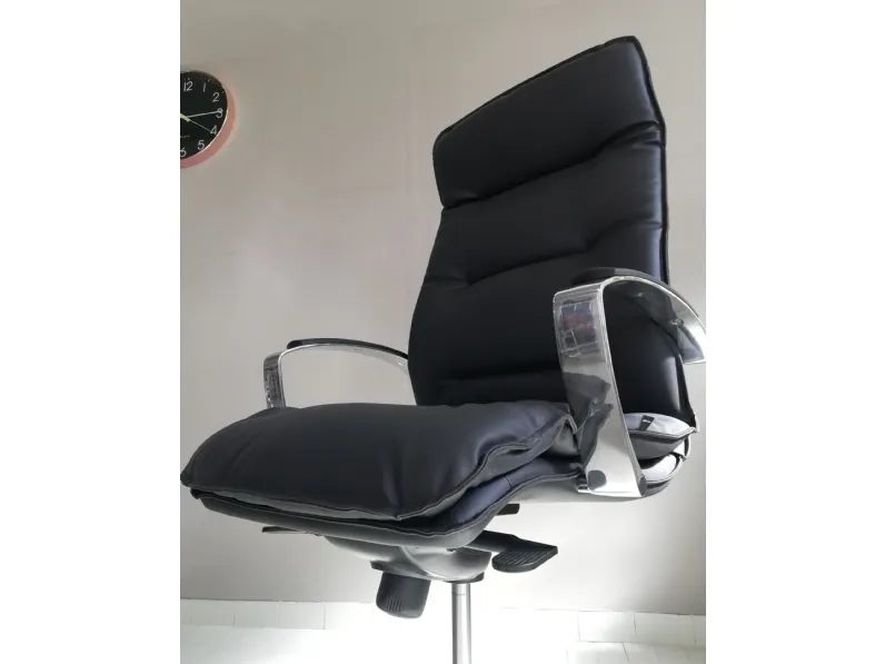 Sedia direzionale modello Formen direzionale Las mobili in OFFERTA OUTLET