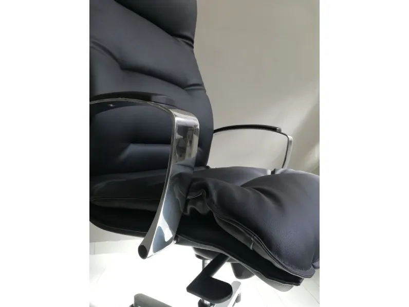 Sedia direzionale modello Formen direzionale Las mobili in OFFERTA OUTLET