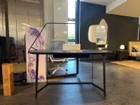 Scrivania direzionale in legno Mathieu Poliform in offerta