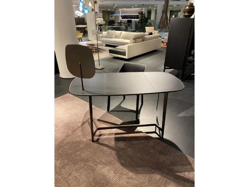 Scrivania direzionale modello Mathieu Poliform in OFFERTA OUTLET