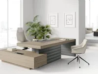 Scrivania direzionale in legno Direzionale jera con allungo su mobile di servizio a marchio Las mobili in offerta