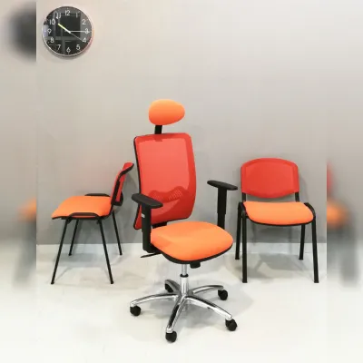 Sedia da ufficio Operativa ergonomica qtre + 2 sedie attesa  in altro Collezione esclusiva in Offerta Outlet