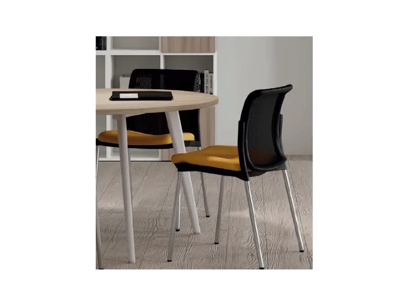 Tavolo riunione Rhea tondo con 4 sedie in legno Flycom in Offerta Outlet