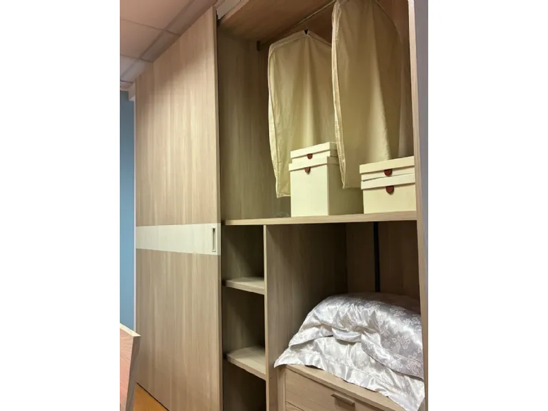 Camera da letto Aris Villanova in laminato a prezzo ribassato