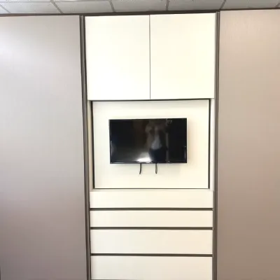 Camera da letto Armadio odeon con gruppo notte Sangiacomo in laminato a prezzo scontato