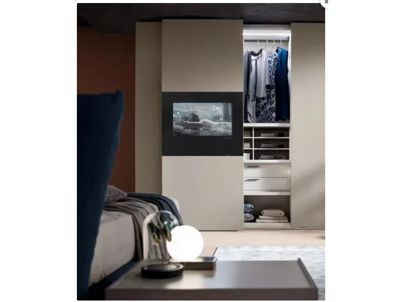 Camera da letto Artigianmobili Armadio tv  a prezzo ribassato in legno