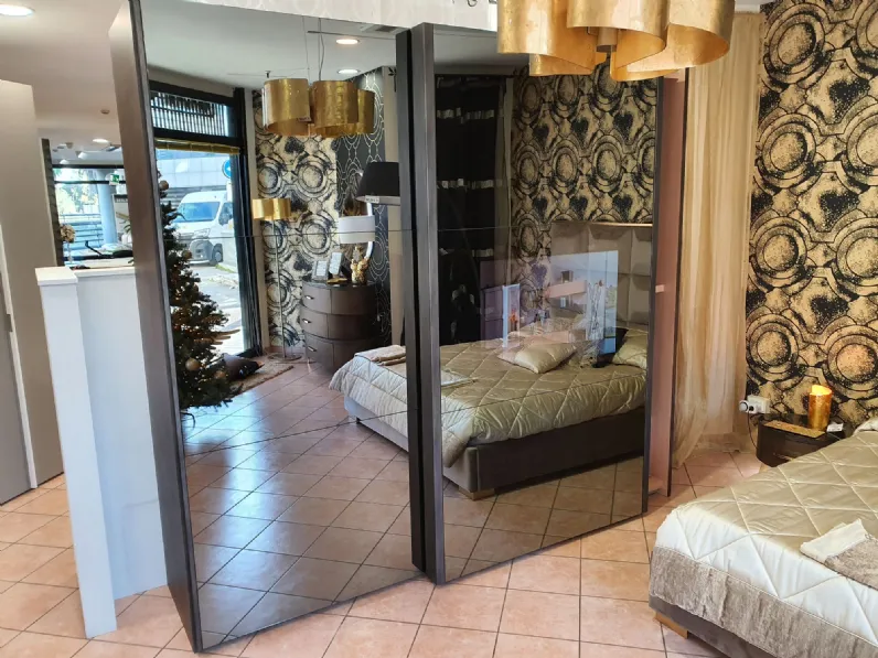 Camera da letto Artigianale Incantevole a prezzo scontato in legno