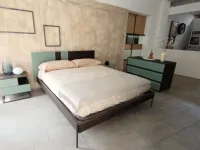 Camera da letto Atelier Adok in laccato opaco a prezzo ribassato