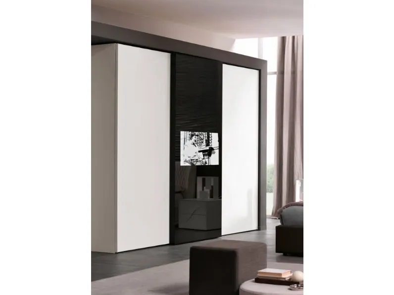 Camera da letto Bay con tv Md work in legno a prezzo scontato