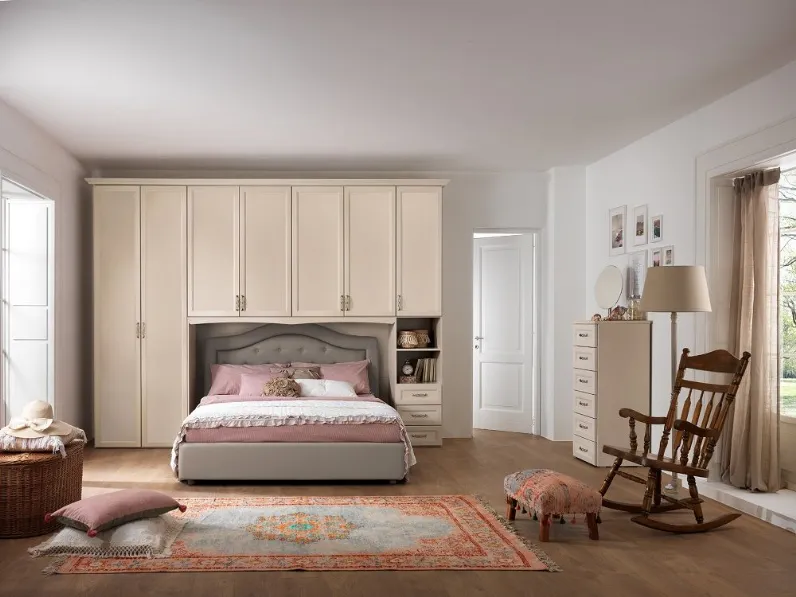 Camera da letto Camera-matrimoniale a ponte mod.afrodite patinato beige in promo-sconto del 40% Gruppo silwood in ecopelle a prezzo ribassato