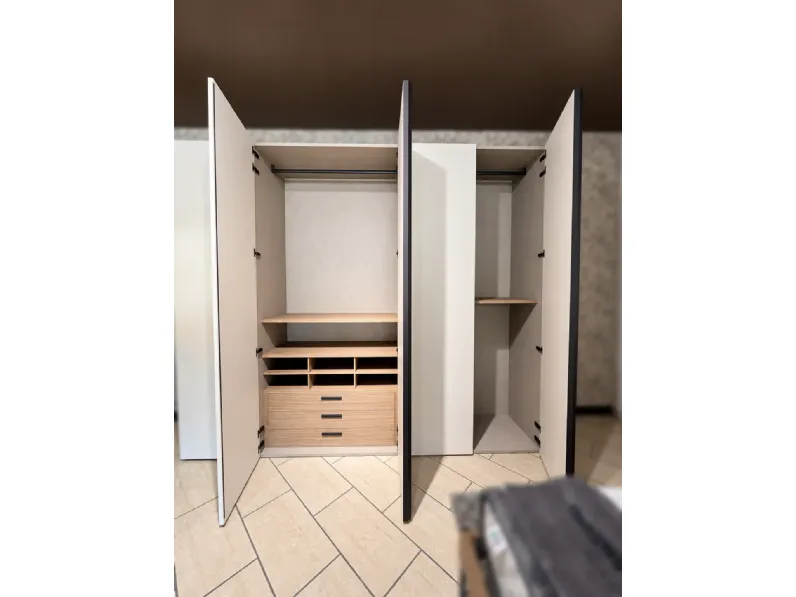 Camera da letto Camera matrimoniale Adok in laminato a prezzo scontato