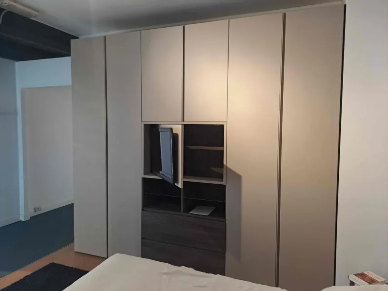 Camera da letto Camera modello presa   tortora Tagliabue mobili a prezzo ribassato