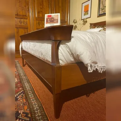 Camera da letto Cantiero Carlo x noce a prezzo ribassato in legno