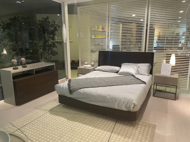 Camera da letto Charles Jesse in legno a prezzo Outlet