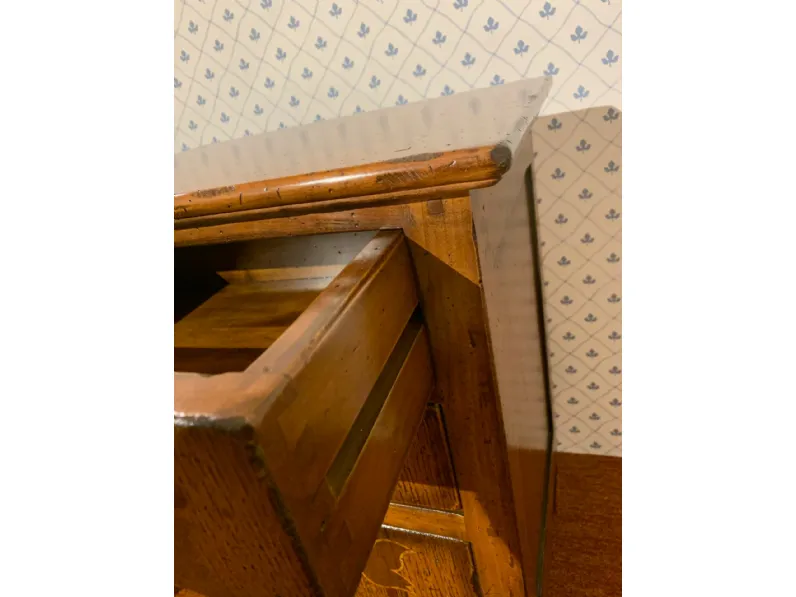 Camera da letto Como' e comodini marchetti massello Marchetti a un prezzo conveniente