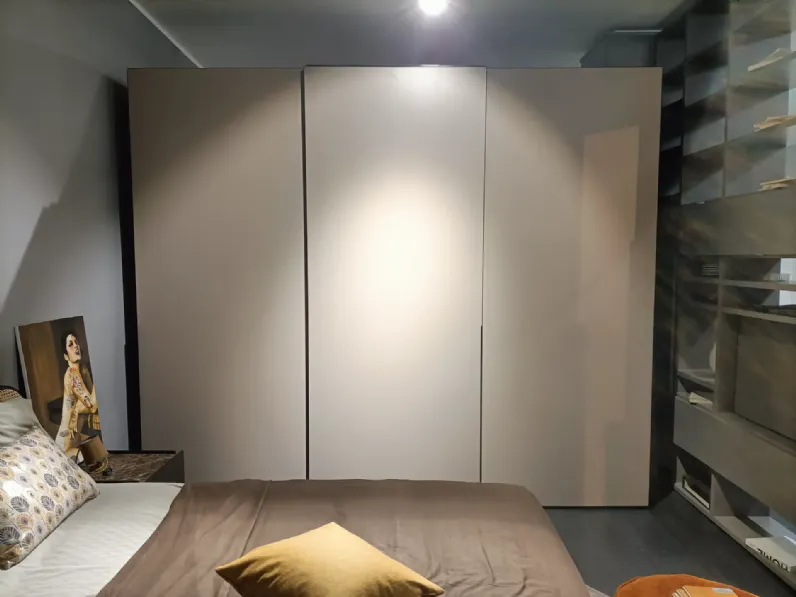 Camera da letto Cornice scorrevole Pianca in laminato a prezzo Outlet