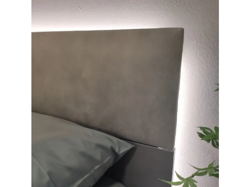 Camera da letto Ecletto Sangiacomo in laccato opaco a prezzo ribassato