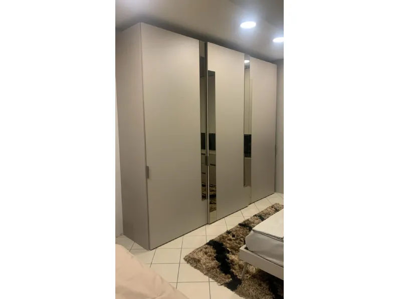 Camera da letto Orme Figur a prezzo scontato in laminato