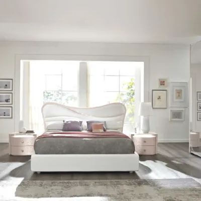 Camera da letto Glamour champagne Spar in laminato a prezzo scontato