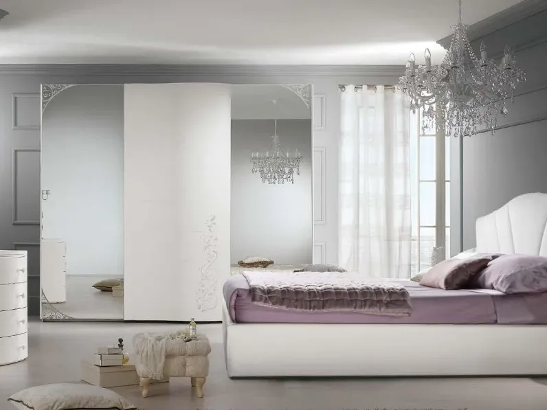 Camera da letto Glamour Spar in laminato a prezzo scontato