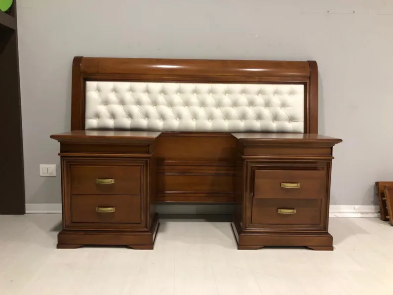 Camera da letto Gran dama Devina nais in legno scontata 
