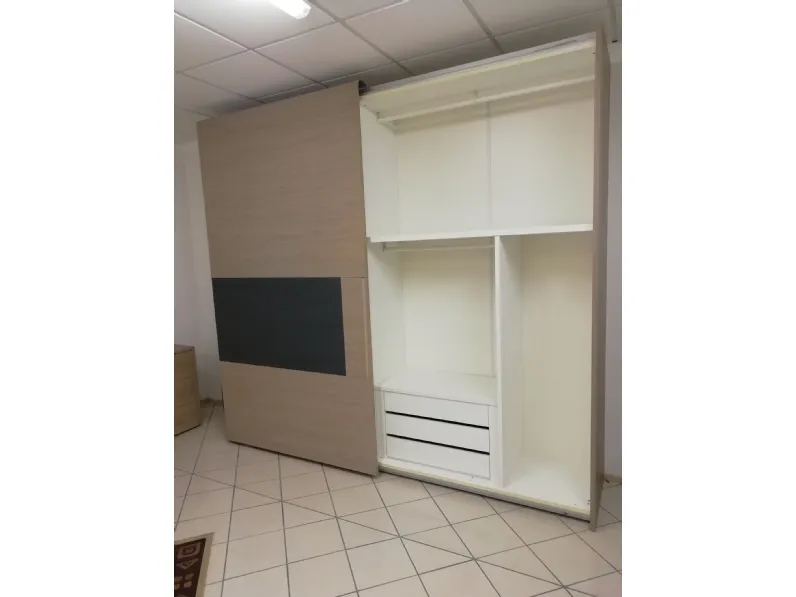 Camera da letto Napol in legno in Offerta Outlet