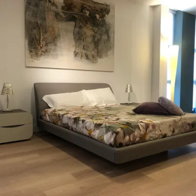 Camera da letto Prestige Voltan in laccato opaco a prezzo scontato