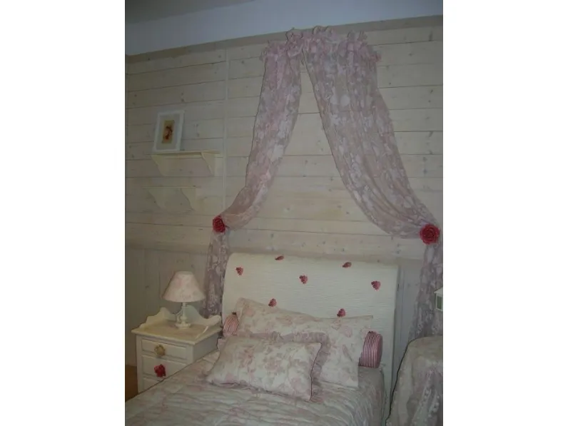 Camera da letto Provence Halley a prezzo ribassato