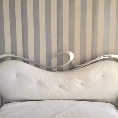 Camera da letto Romeo Cortezari in pelle a prezzo ribassato
