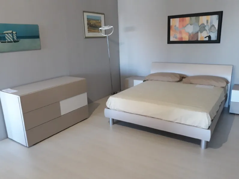 Camera da letto Sogno Vitalyty in laminato a prezzo ribassato