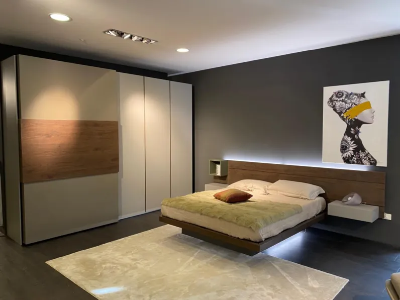Camera da letto Sorvolo Fimar in legno scontata 