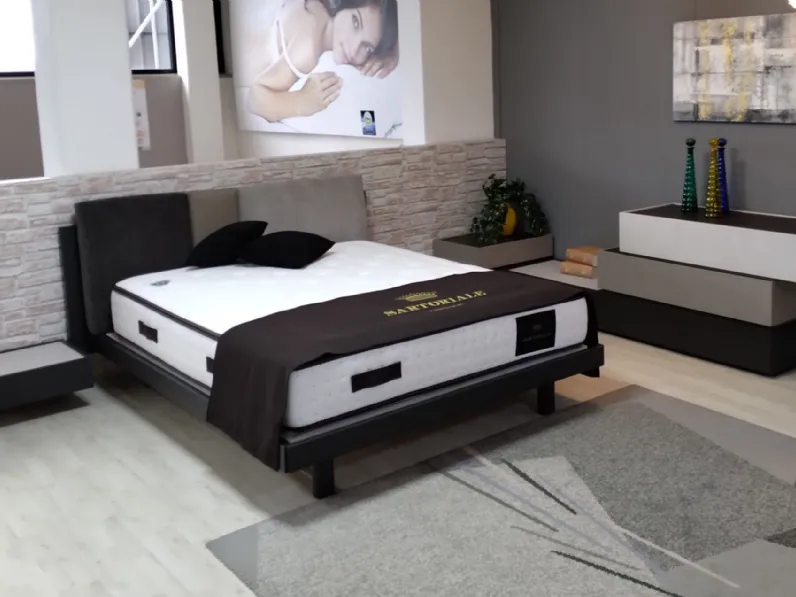 Camera da letto Tomasella Replay a prezzo ribassato in laminato