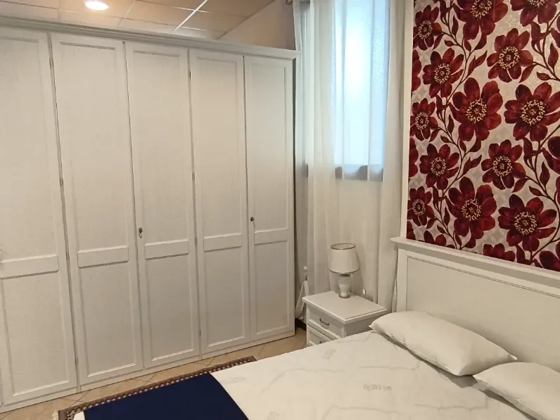 Camera da letto Camera matrimoniale classica Villanova PREZZI OUTLET