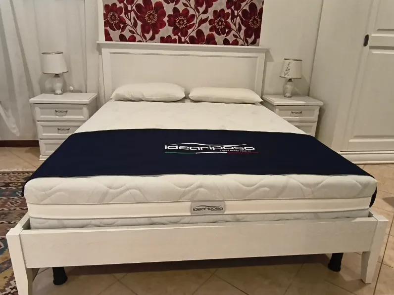 Camera da letto Camera matrimoniale classica Villanova PREZZI OUTLET