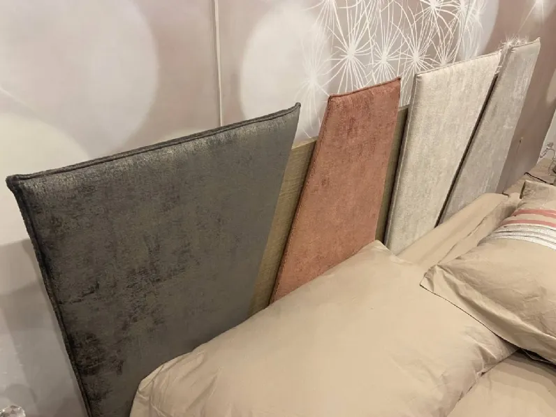 Camera da letto Volturno Mercantini in laccato opaco a prezzo ribassato